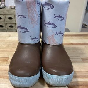 Salmon sisters size 11 Xtratuf boots